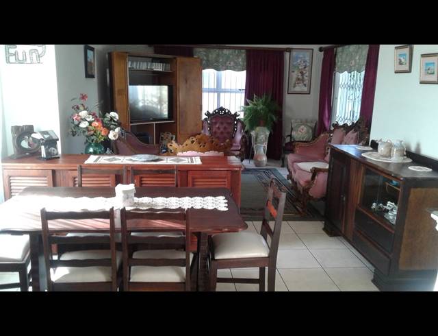 2 BEDROOM FREESTANDING RENTED IN SUNNINGDALE